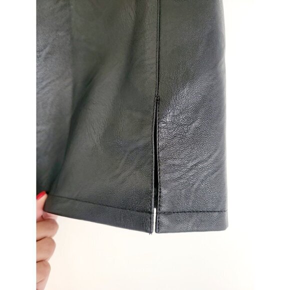 NWT Top Shop Black Faux Leather Split Side Mini Skirt Women's Size 4 - Picture 6 of 9